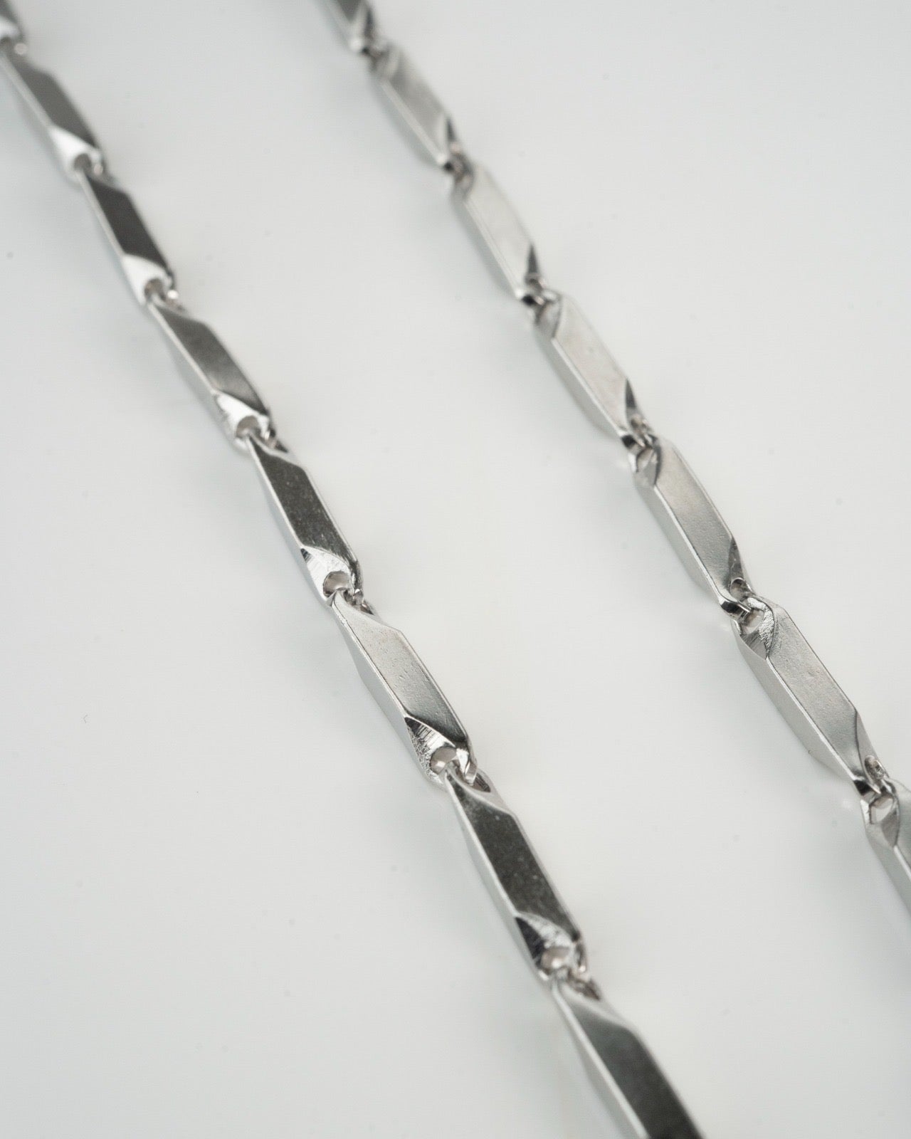 Monarch Link Chain