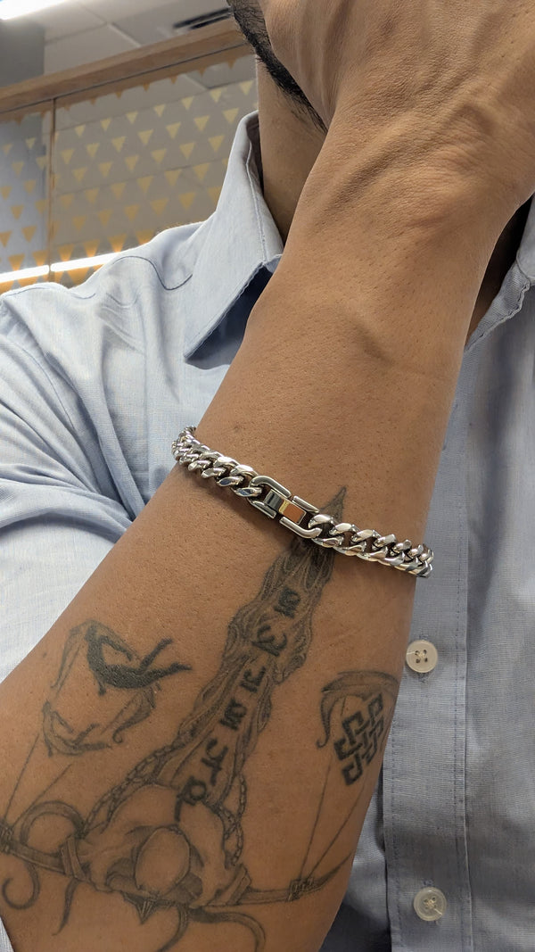 Kunal Shokeen review photo